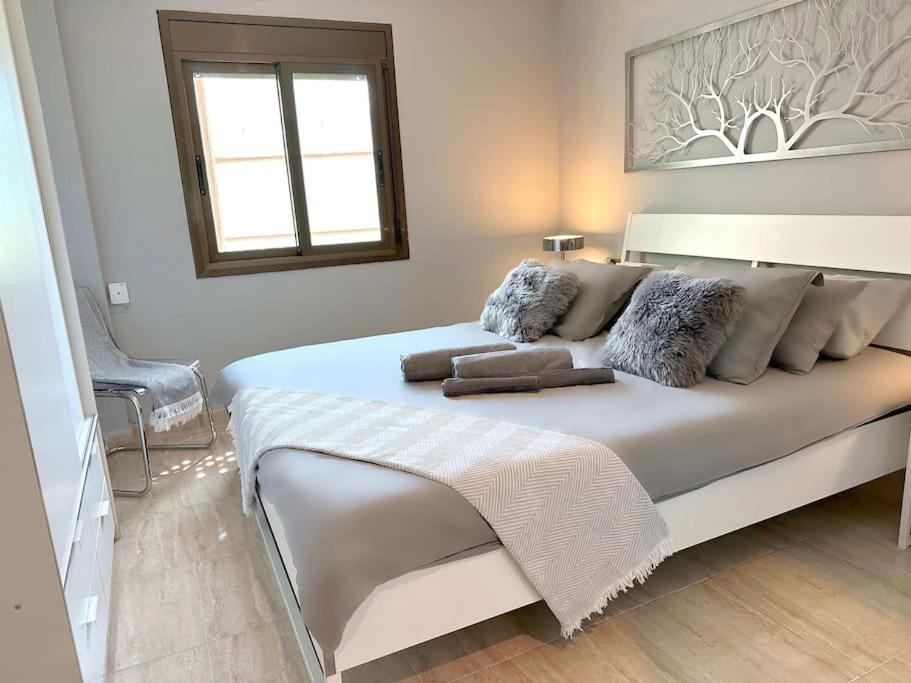 8 Min Walk To The Beach & 10 Min Walk To Convention Centre ! Barcelona Exterior foto